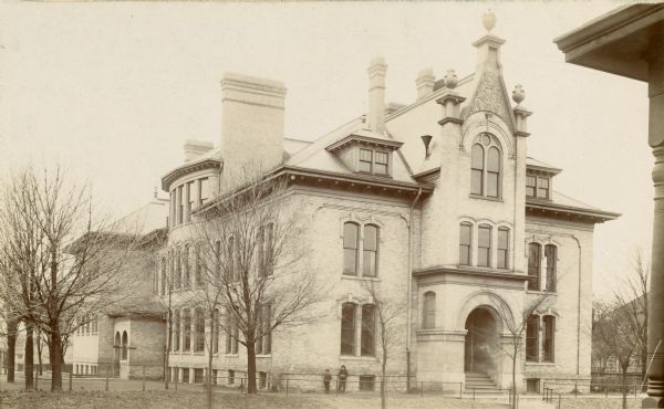 Exterior view of the Winslow School.