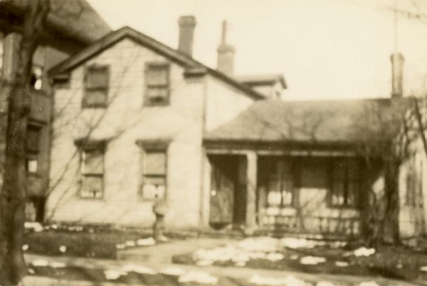The Tinslar Residence, home of Miss Flora Tinslar, 909 Wisconsin Street.
