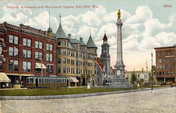 Racine Monument Square with the Soldiers Monument. Caption reads: "Soldiers Monument and Monument Square, Racine, Wis."