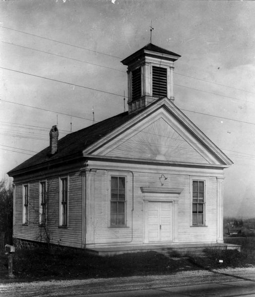 Exterior view of a Baptist church.
