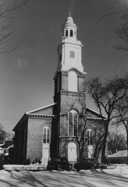 Exterior view of First Congregational Church in winter.