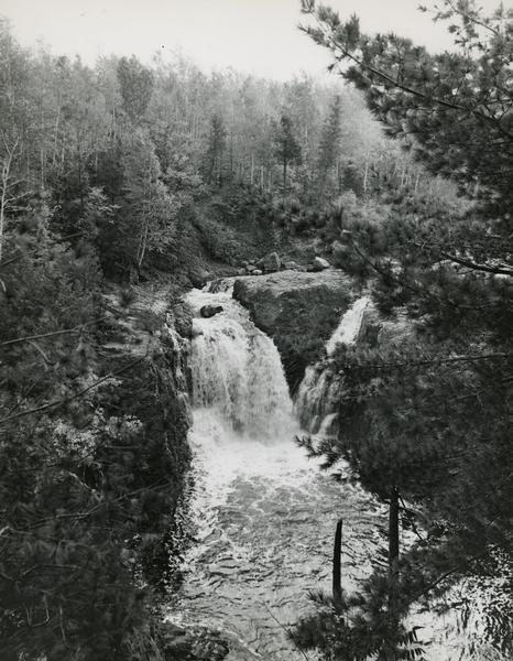 Elevated view of the Copper Falls on the Bad River.