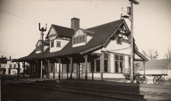 Railroad depot for the Minneapolis, St. Paul and Sault Saint Marie railroad company's trains.