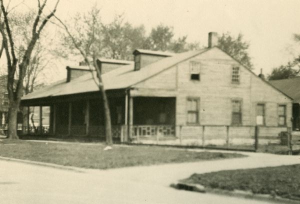 Exterior of Fort Howard Hospital.