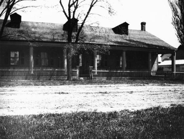 Old Barracks at Fort Howard, exterior building.