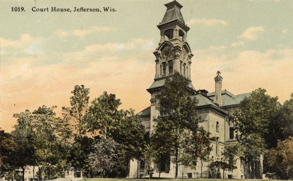 View towards the court house. Caption reads: "Court House, Jefferson, Wis."
