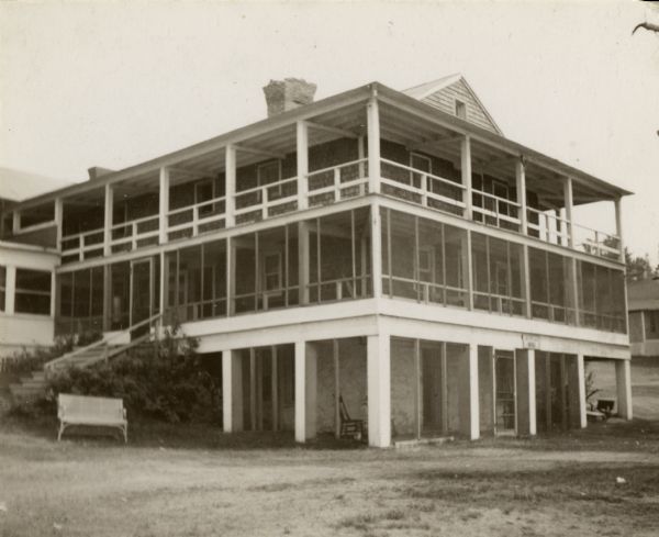 The Old Mission Inn, originally built as a mission house in 1832 by the Congregational mission established by Frederick Ayer in 1830. In later years further additions were made to the building, and a wing and balconies were added when it was turned into a resort hotel.