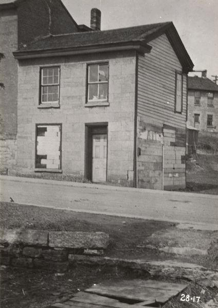Cornish miner's house #1 on Shake Rag Street.