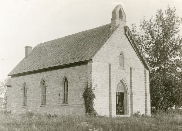 A church in Montfort; the parson was Reverend Ebenezer Williams.