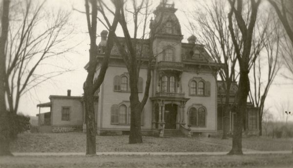 Front view of E.S. Minor house.