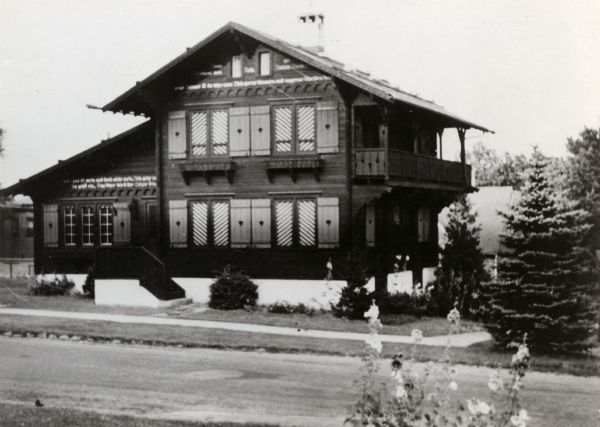 Barlow "Chalet of the Golden Fleece," built in 1937 as the home of Edwin Barlow, originator and director of the Wilhelm Tell play. It has been willed to the community for eventual use as a museum of Swiss memorabilia.