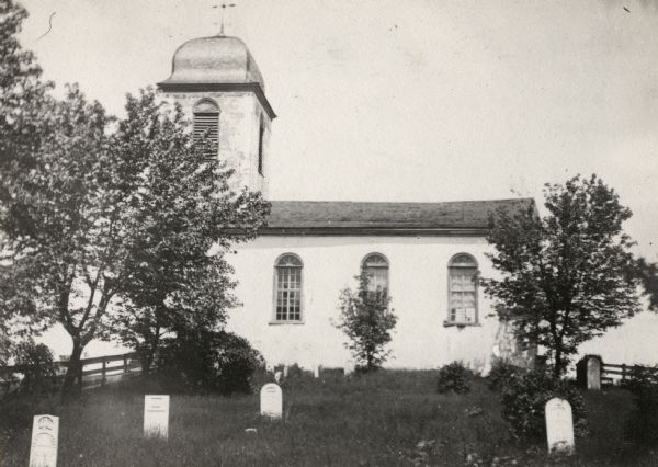 Exterior view of Zwingli Reformed Church and cemetery.
