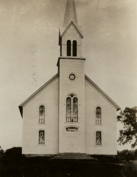 Exterior view of Luther Valley Church.