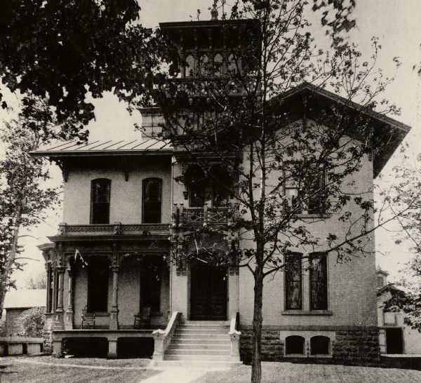 Exterior view of the S.M. Hay house. Samuel M. Hay was president of the National Bank of Oshkosh and of the Hay Hardware Company.