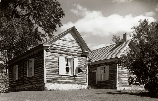 View of the surgeon's quarters at Fort Winnebago.