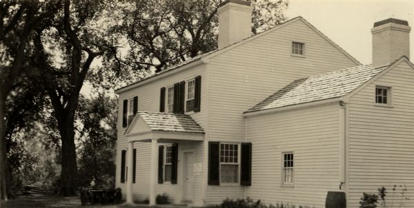 A view of the Indian Agency House, built for John Harris Kinzie (the Indian Agent to the Ho-Chunk Nation) and his wife in 1832.