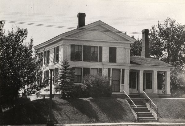 View of the Blake House (north elevation, front). The house was razed prior to 1952.