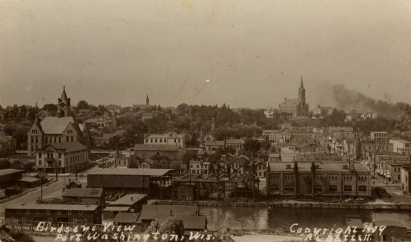 Elevated view of town. Caption reads: "Birdseye View Port Washington, Wis."