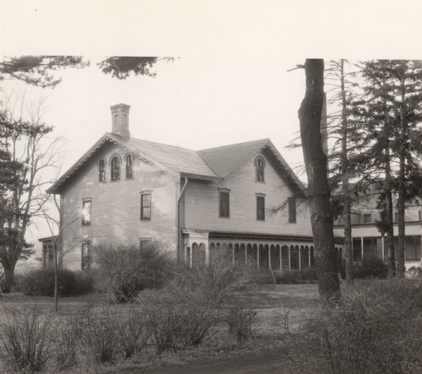 Former residence of the commanding officer. General Zachary Taylor was its first resident. It was subsequently rebuilt under the command of General Brooke. In the post-Fort era, the house was owned by John Lawler who designed the city's railroad pontoon bridge across the Mississippi in 1874. It was later incorporated into the old Sanitarium (now the Sutter office building). Still later it was used as an annex to the Crawford County Courthouse.