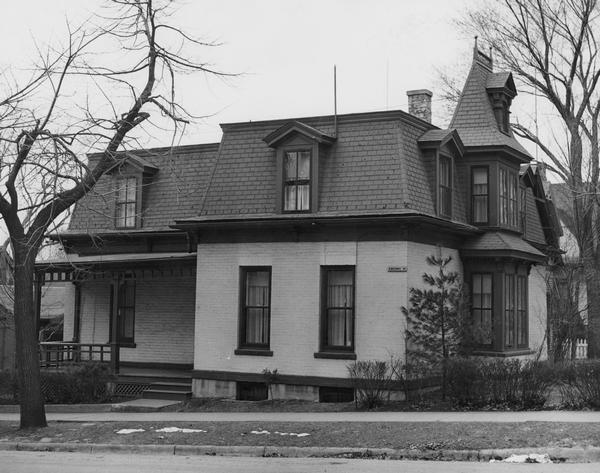 The residence of "Cap" Barnes at 129 North Baldwin Street.