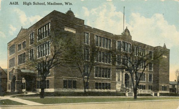 Central High School, designed by St. Paul architect Cass Gilbert and partially razed in 1986. Caption reads: "High School, Madison, Wis."