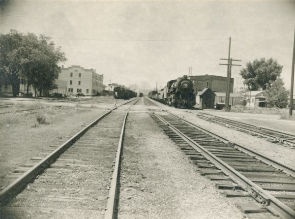 Chicago and North Western Railroad (CN&W) tracks between Brearly and Ingersoll Streets.