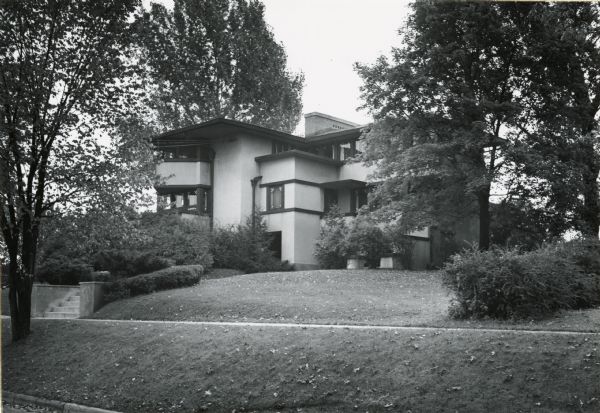 The Gilmore-Weiss home, 120 Ely Place (formerly Prospect Avenue), designed by Frank Lloyd Wright.