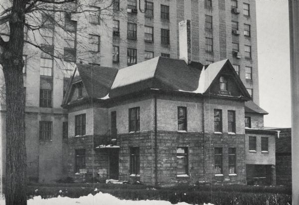 The Grace Episcopal Church Rectory on West Washington Avenue, built in 1893 and razed in 1960.