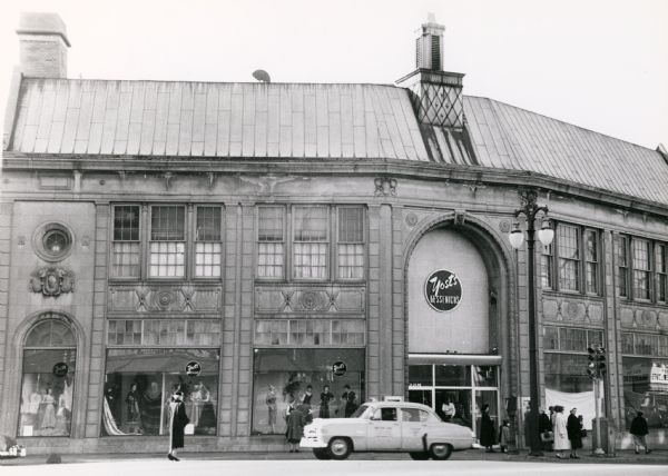 View of Yost-Kessinich Department Store at 201 State Street.