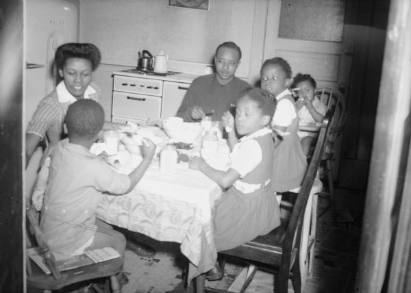 Isaiah Pyant family eating dinner.
