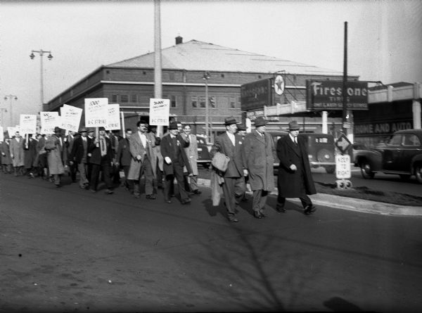 Rally of striking United Automobile Workers of America employed by Allis Chalmers.