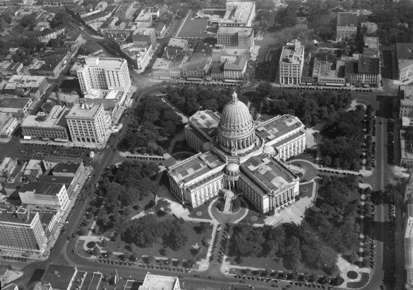 Aerial view of the Wisconsin State Capitol and the surrounding businesses.