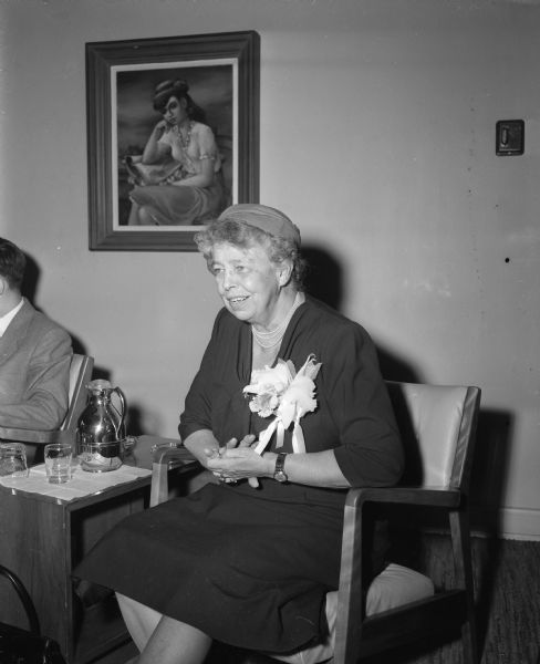 Eleanor Roosevelt interviewed by the press prior to her Sunday afternoon talk in the Memorial Union Theater.
