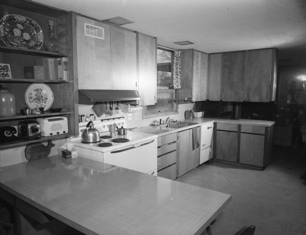 Modern Kitchen | Photograph | Wisconsin Historical Society