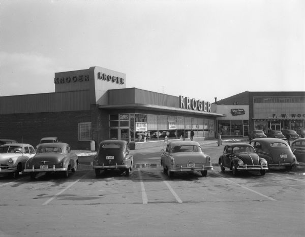 Kroger Grocery Store in the Madison East Shopping Center, 2829 East Washington Avenue. Also shown is the Spic-Span Dry Cleaners and F.W. Woolworths. 