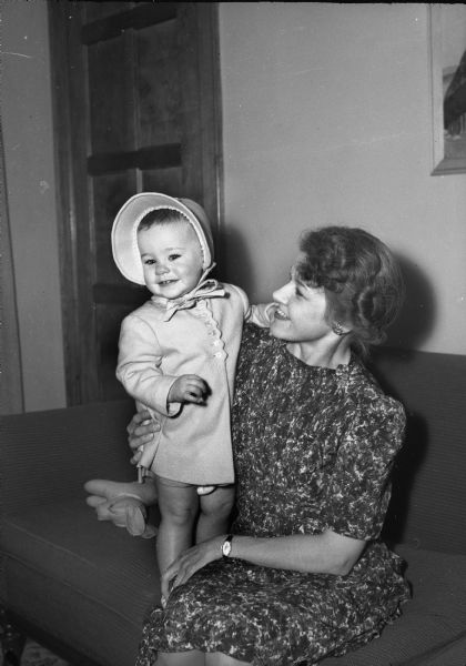Mrs.Lawrence H. Fitzpatrick (Frances Risdon), and her daughter Patricia, 18-months-old. Mr. Fitzpatrick was Managing Editor of the <i>Wisconsin State Journal</i>.