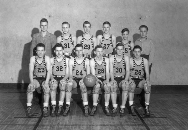 Cuba City basketball team.