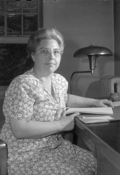 Portrait of Livia Appel, Managing Editor of University of Wisconsin Press.