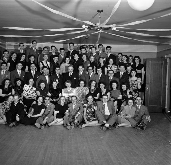 Group portrait, University of Wisconsin students? 
(Levy-Bernice party)