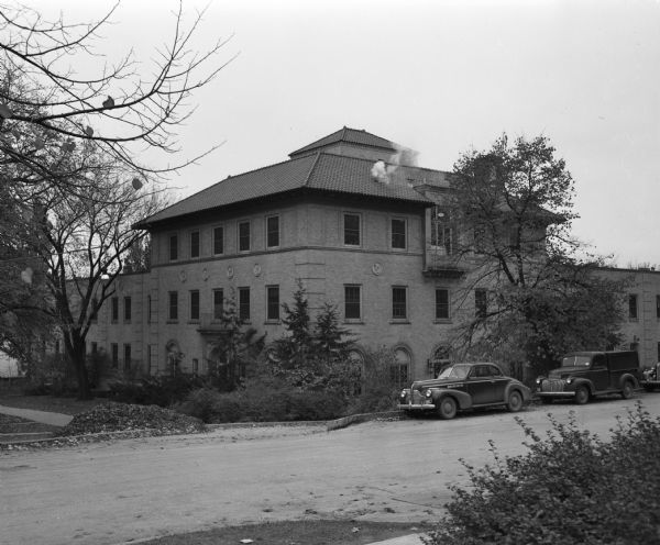 Exterior view of Wisconsin Orthopedic Hospital, 1415 Linden Drive.