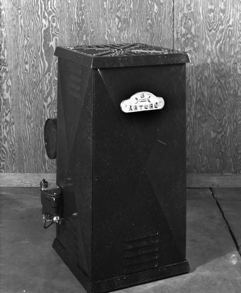 An Arturo space heater with oil control valve, manufactured by Regal Products, Ltd. E. Tex Reddick, President.