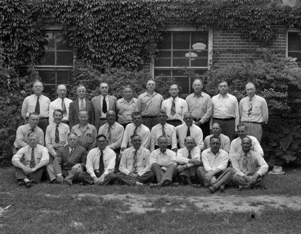 Group portrait of 27 young men taken for University of Wisconsin Professor John A. James.