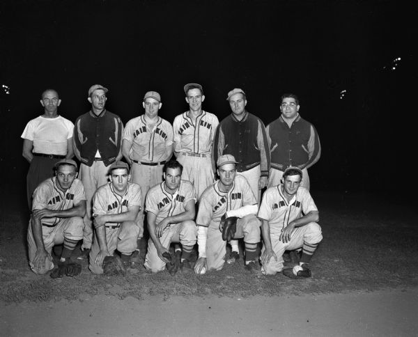 The Main-King Tap Room Softball Team, prior to the city softball championship game.
