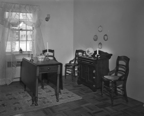 University Houses at Eagle Heights. This is the dining room of Lieutenant Colonel and Mrs. Harry E. Hagerty.