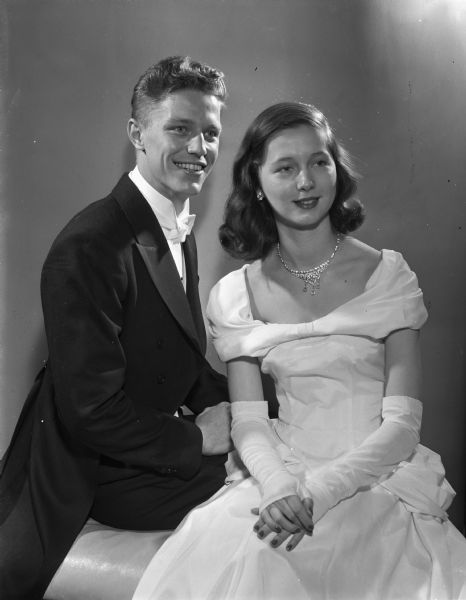 University Of Wisconsin Prom King And Queen Photograph Wisconsin