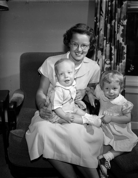 Portrait of Mrs. O.K. (Niederer) Hunsaker and her two children, William, 9 months, and Marilyn Kay, 2 years.