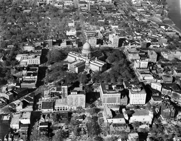 Aerial view of downtown Madison looking from West Washington Avenue to East Washington Avenue.