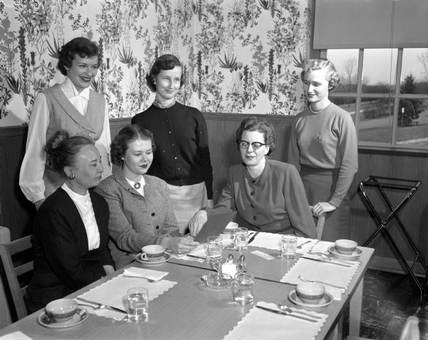 Portrait of six female participants at the student adviser conference.