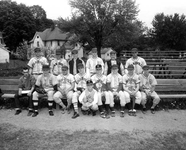 Group portrait of the Evansville Home Talent League baseball team.