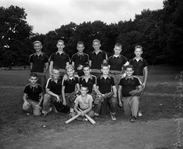 Group portrait of the South Side Merchants Club team of the West Midget Vilas Number 3 League of the Madison Boys Baseball Program.